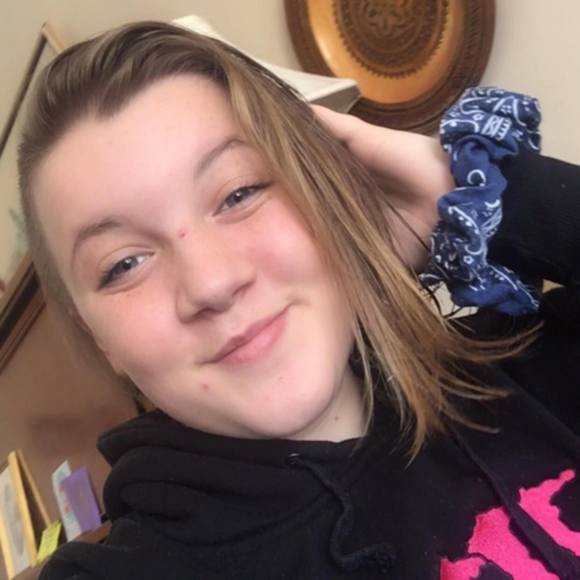 Meet your Posher, Chloe - Picture 1 of 1